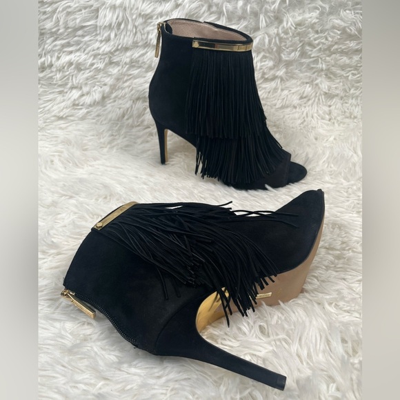 Louise et Cie | Lo-Jayane | Black Fringe Stiletto
Suede Peep Toe Boot - Picture 2 of 11